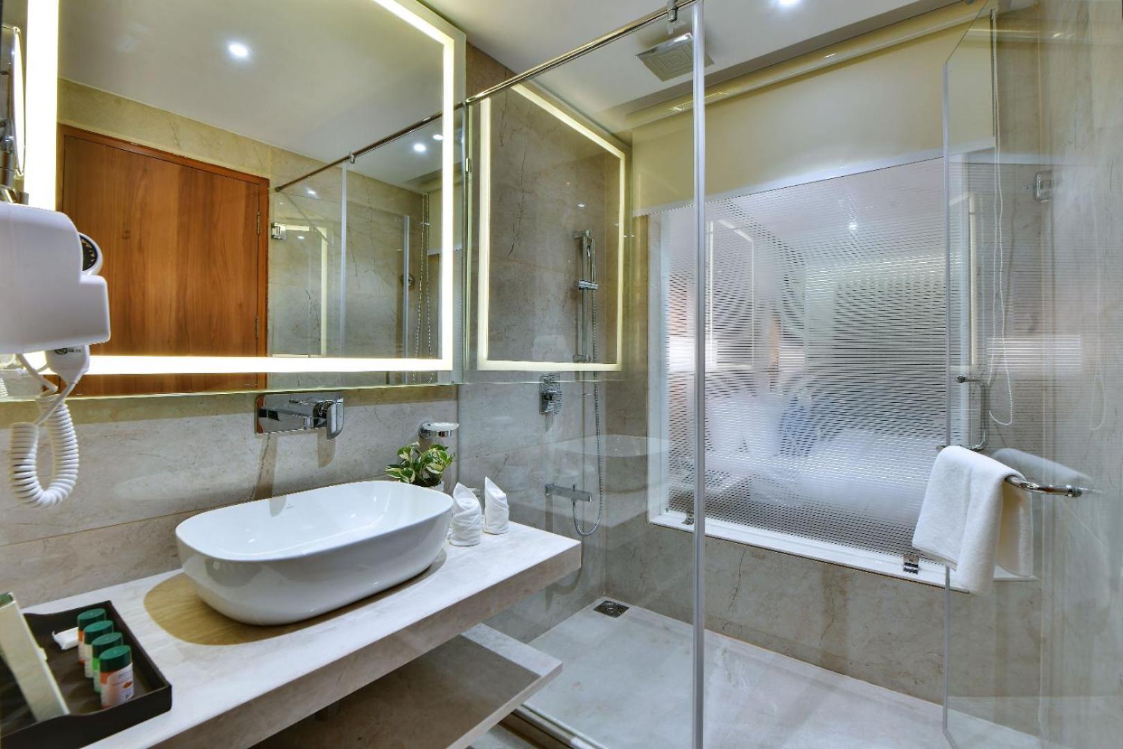 The Glory Suites Near Igi Airport Nowe Delhi Zewnętrze zdjęcie