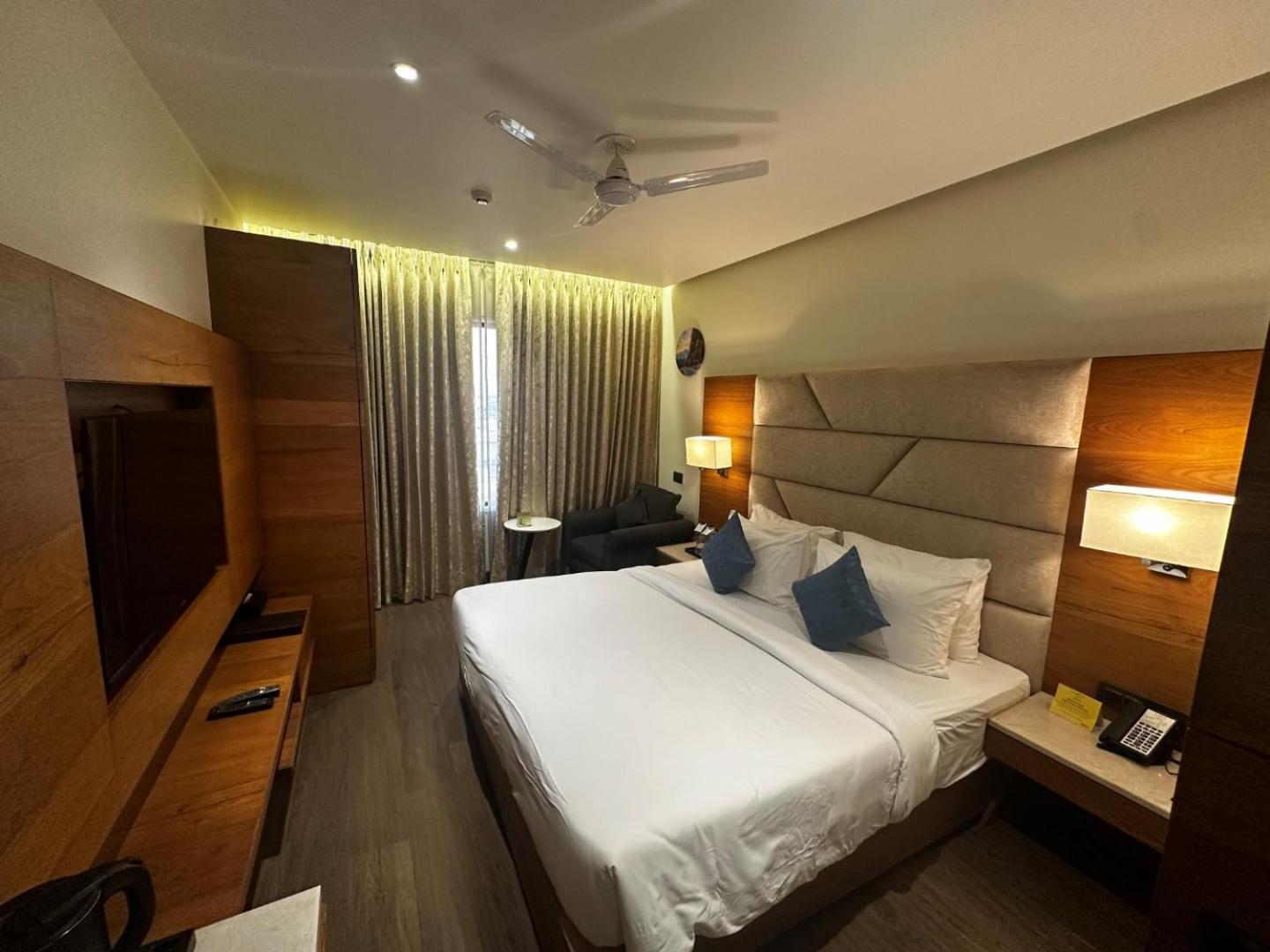 The Glory Suites Near Igi Airport Nowe Delhi Zewnętrze zdjęcie